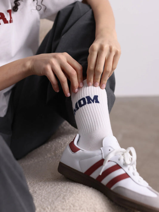 Socken College Mom